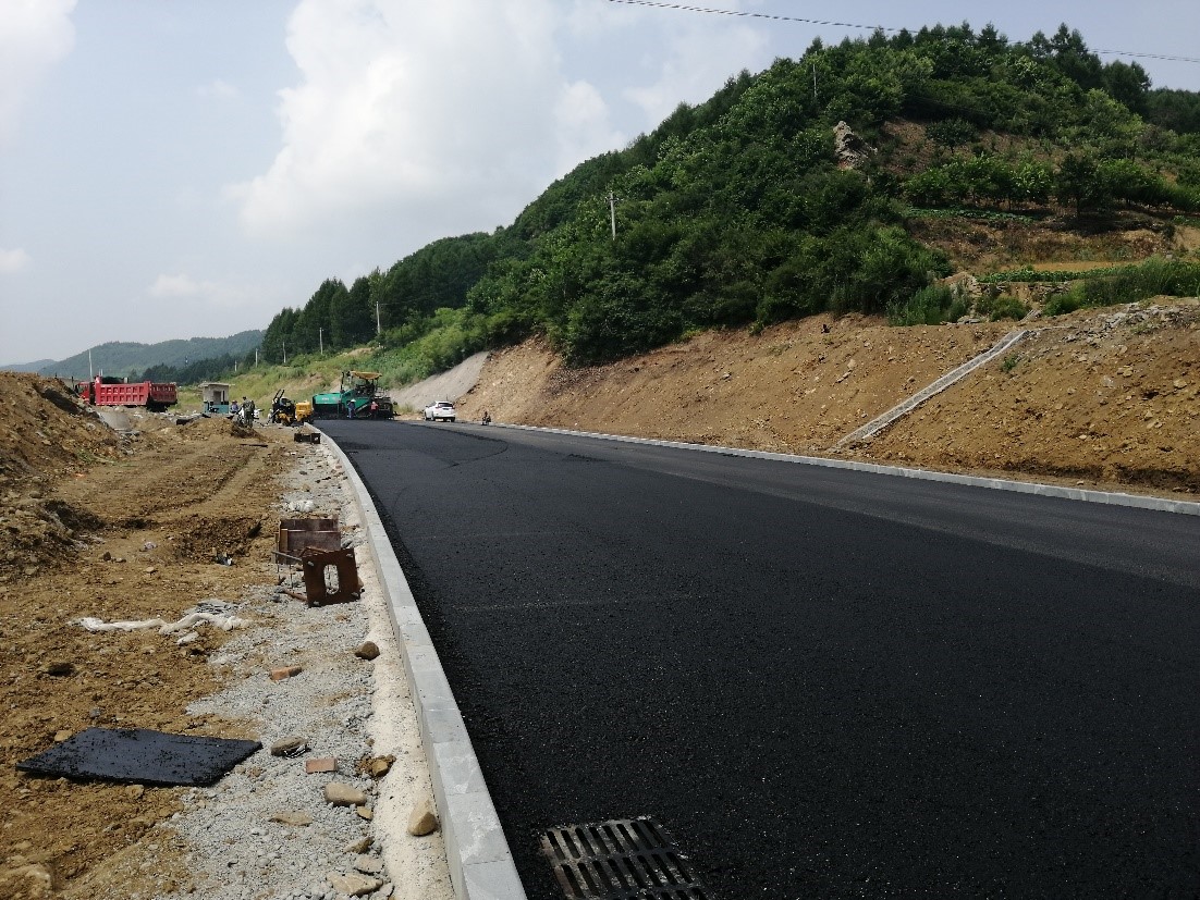 通化项目金厂大街道路全线通车